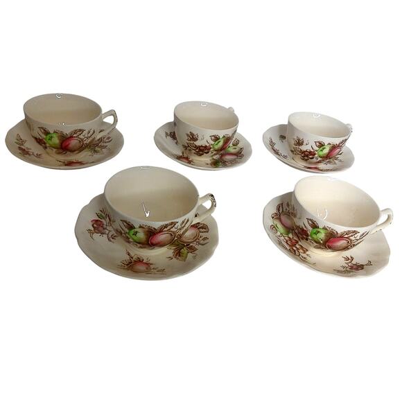 Vintage Johnson Brothers Harvest Time Cups & Saucers Set of 5 - Picture 1 of 7